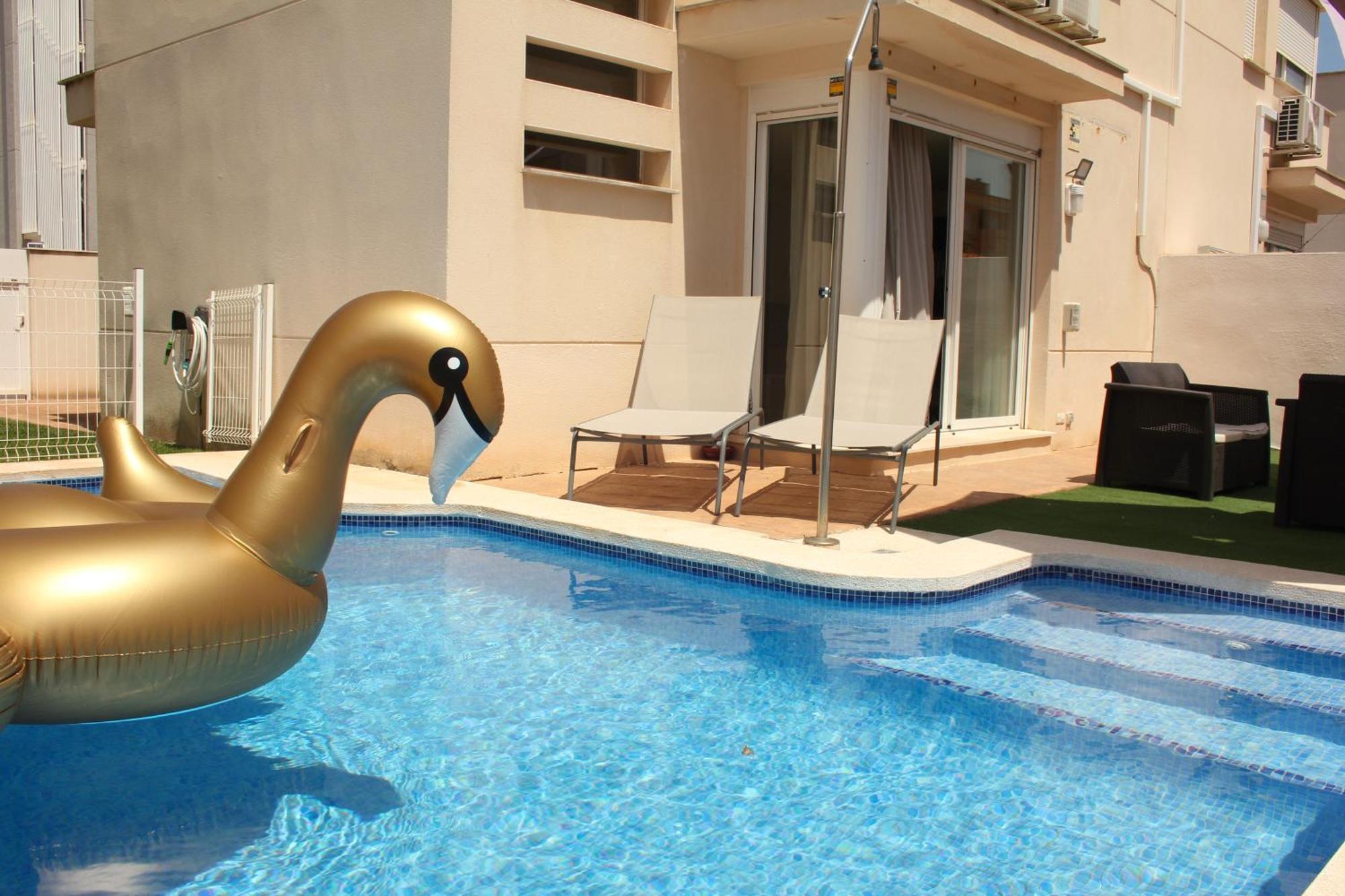 Milion Destiny Villa Playa أوروبيسا ذيل مار المظهر الخارجي الصورة